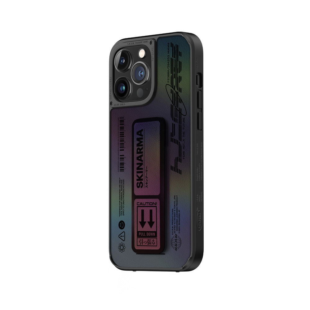 iPhone 14 Pro Max Uyumlu Kılıf SkinArma Holografik Tasarımlı Standlı Deri Görünümlü Kira Kobai Kapak