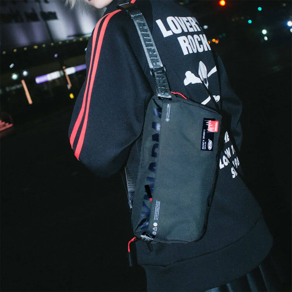 Skinarma Crossbody Fardel Shoulder&Back&Waist Designed Daily Sports Crossbody Bag