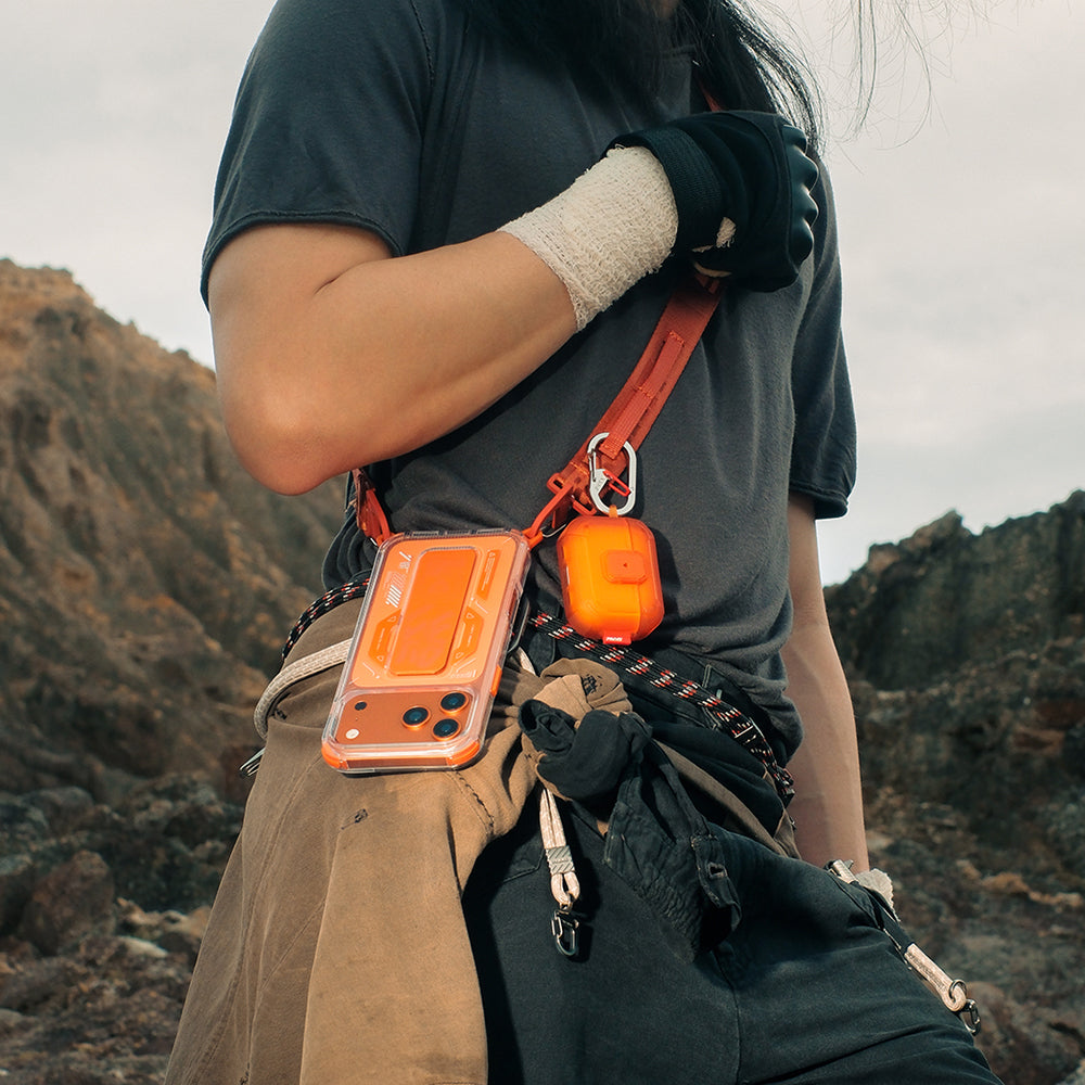 Airpods Pro 3. Nesil Uyumlu Kılıf Airbagli Yivli Köşe Kilit Tasarımlı 360 Derece Koruma Skinarma Mecha LE Kılıf