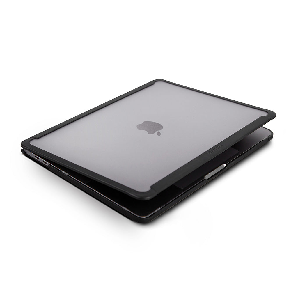 Macbook Pro 14.2 2025 M4 Uyumlu SkinArma Henko Klipsli Kurulum Özellikli Kapak